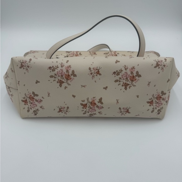 Coach Gallery Large Tote with Rose Bouquet Print #91023 - Picture 8 of 13